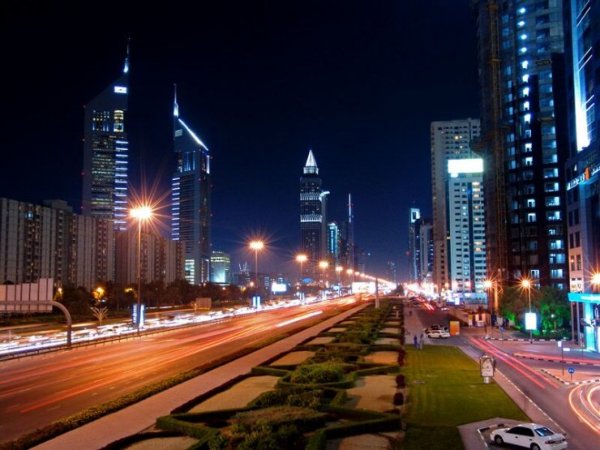 Дубаи ночью (7 фото)