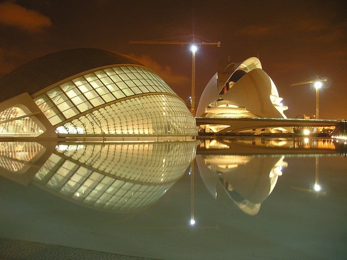 Город искусств и наук в Испании (24 фото)